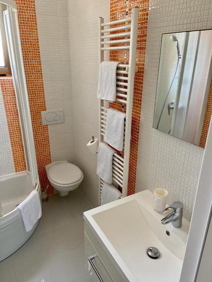 Portum Rooms Zadar Bagian luar foto