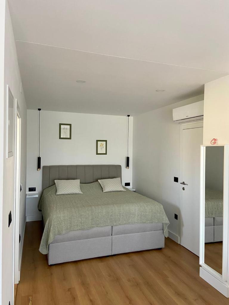 Portum Rooms Zadar Bagian luar foto